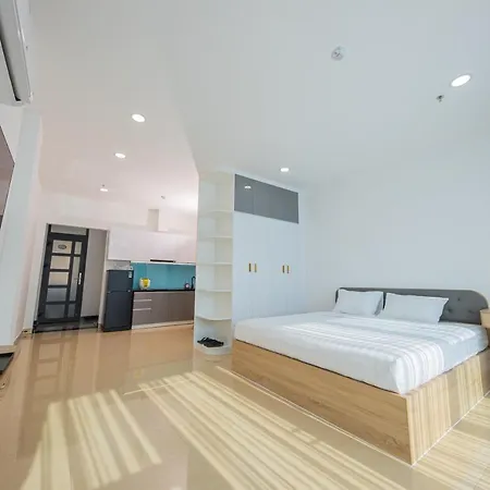 Chanh Huy Apartments & Hotel